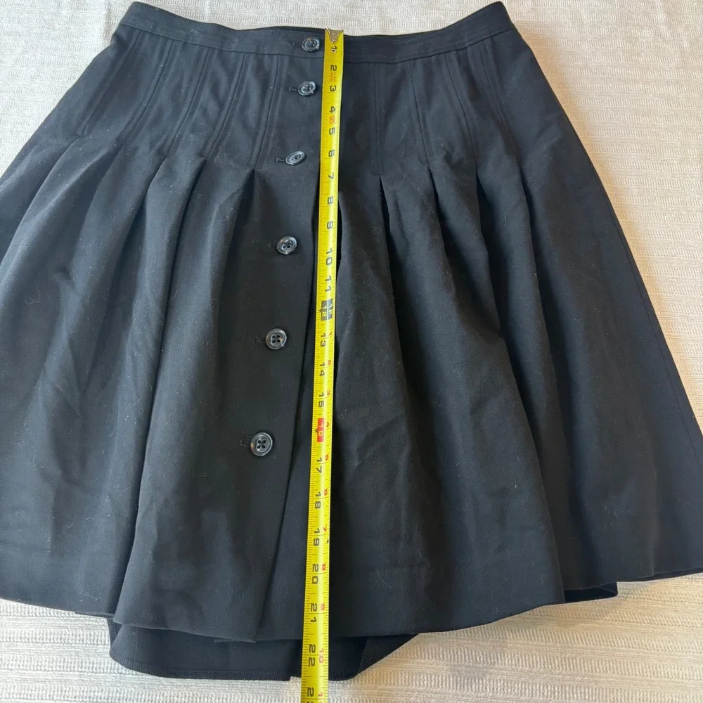 Gap Stretch Black Pleated Button Front Mini Skirt Size‎ 8 Holiday 2008